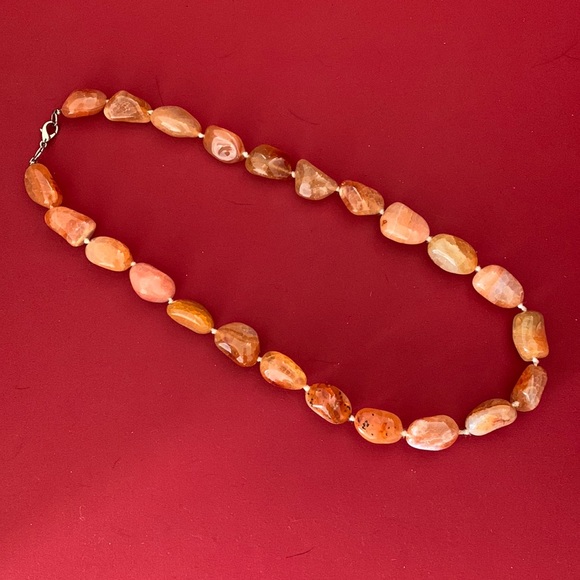 EUC polished quartz necklace - Picture 1 of 3